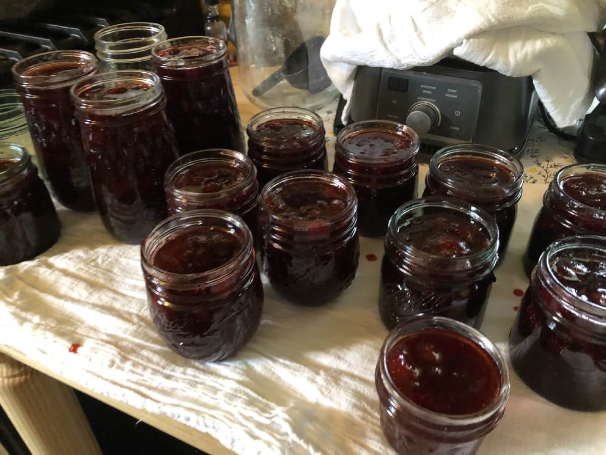 jam waiting to be capped