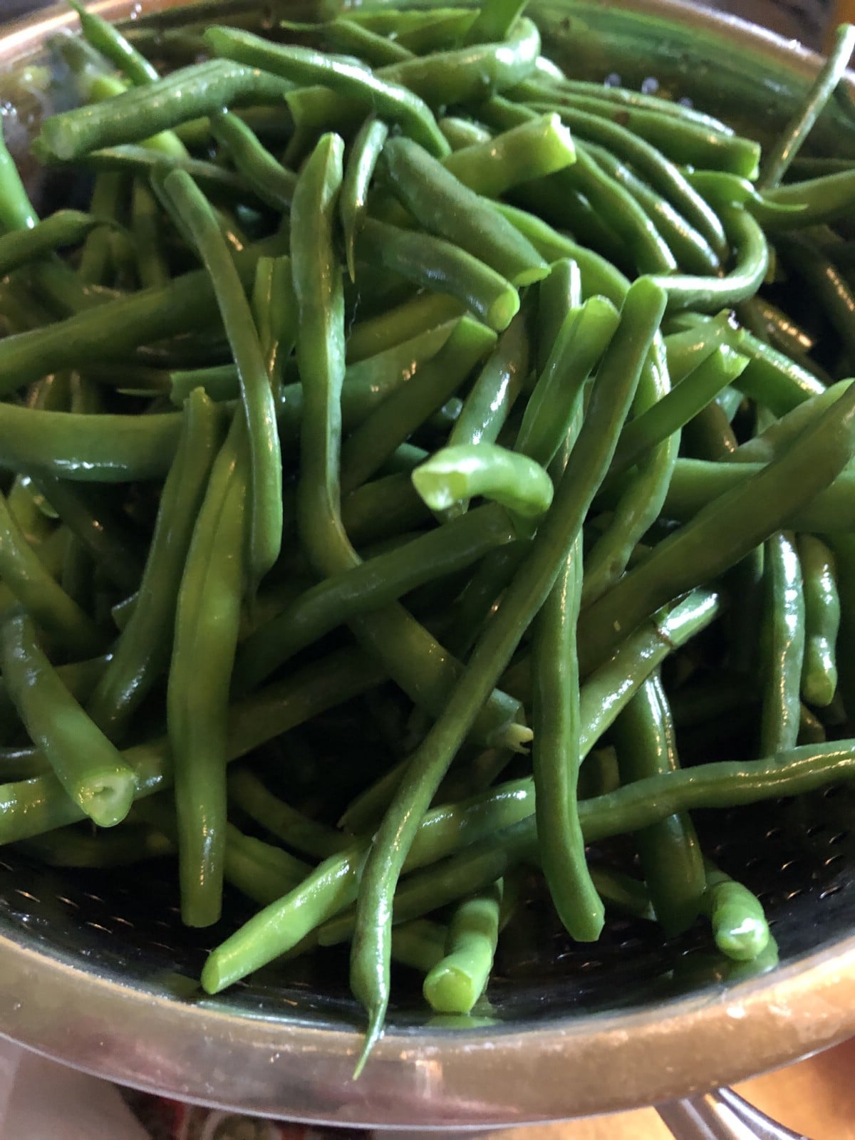 blanched and drained green beans