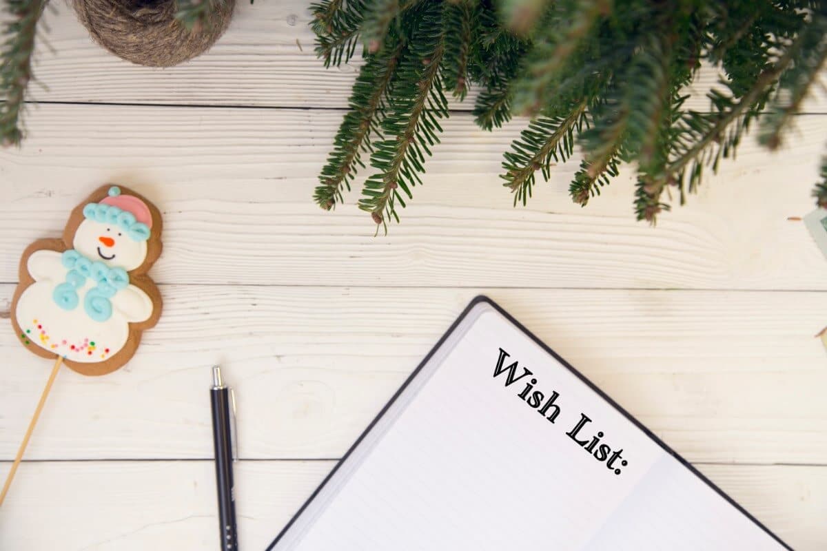 winter greens, wish list, and pen
