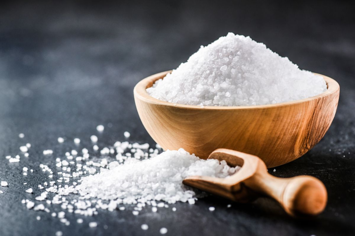 A bowl of snail-killing salt