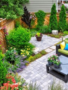 cropped-urban-backyard-garden.jpg
