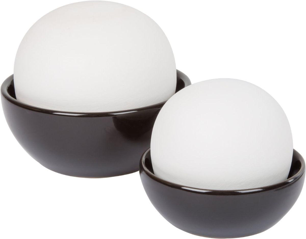 Humidifier balls and bowls require no electricity and no energy