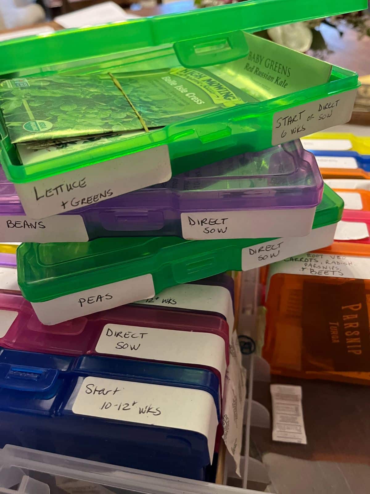 File folder labels are used to label seed cases