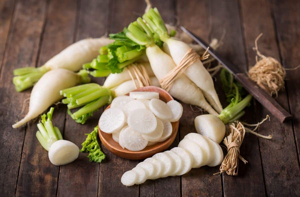 White sliced Tokinashi radishes