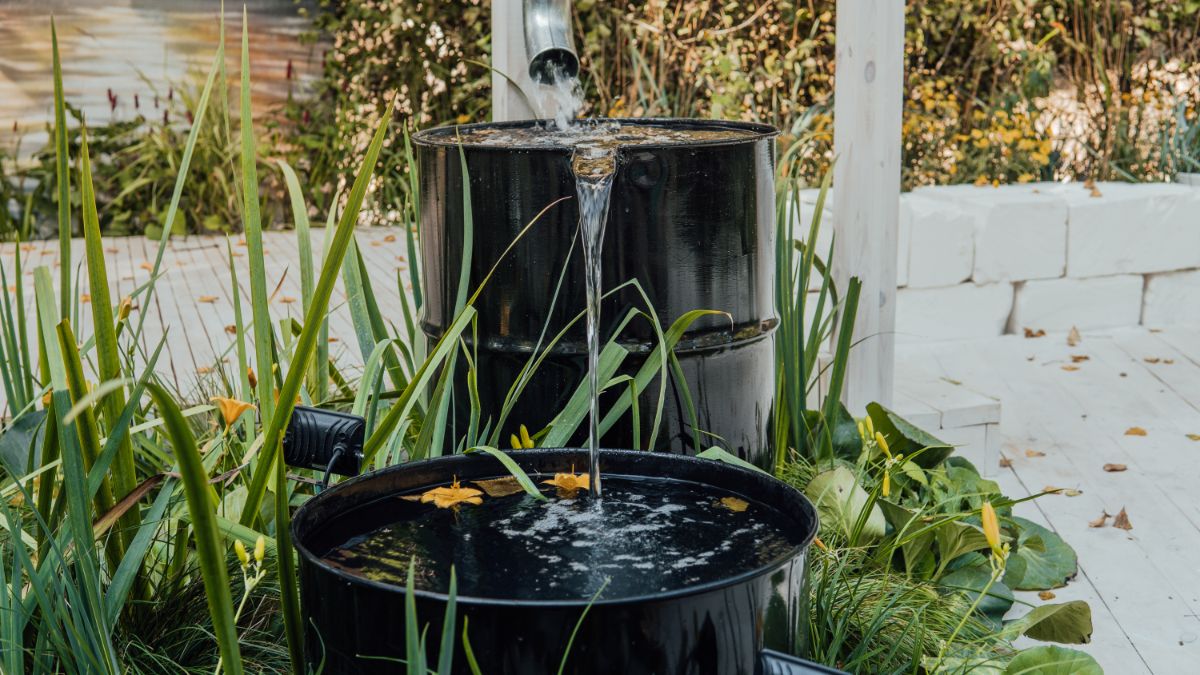 A rain barrel collection system from a gutter system