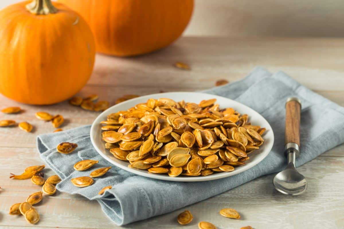 A plate of nicely roasted pumpkin seeds