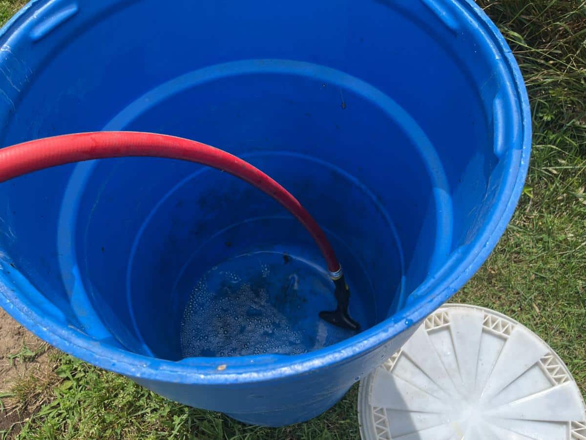 Putting water in a DIY seed roller