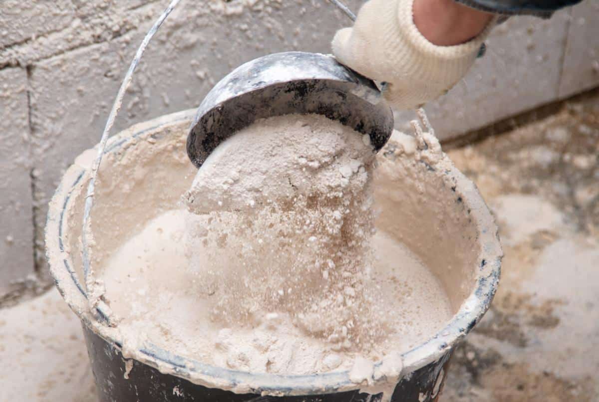 Mixing lime whitewash for trees