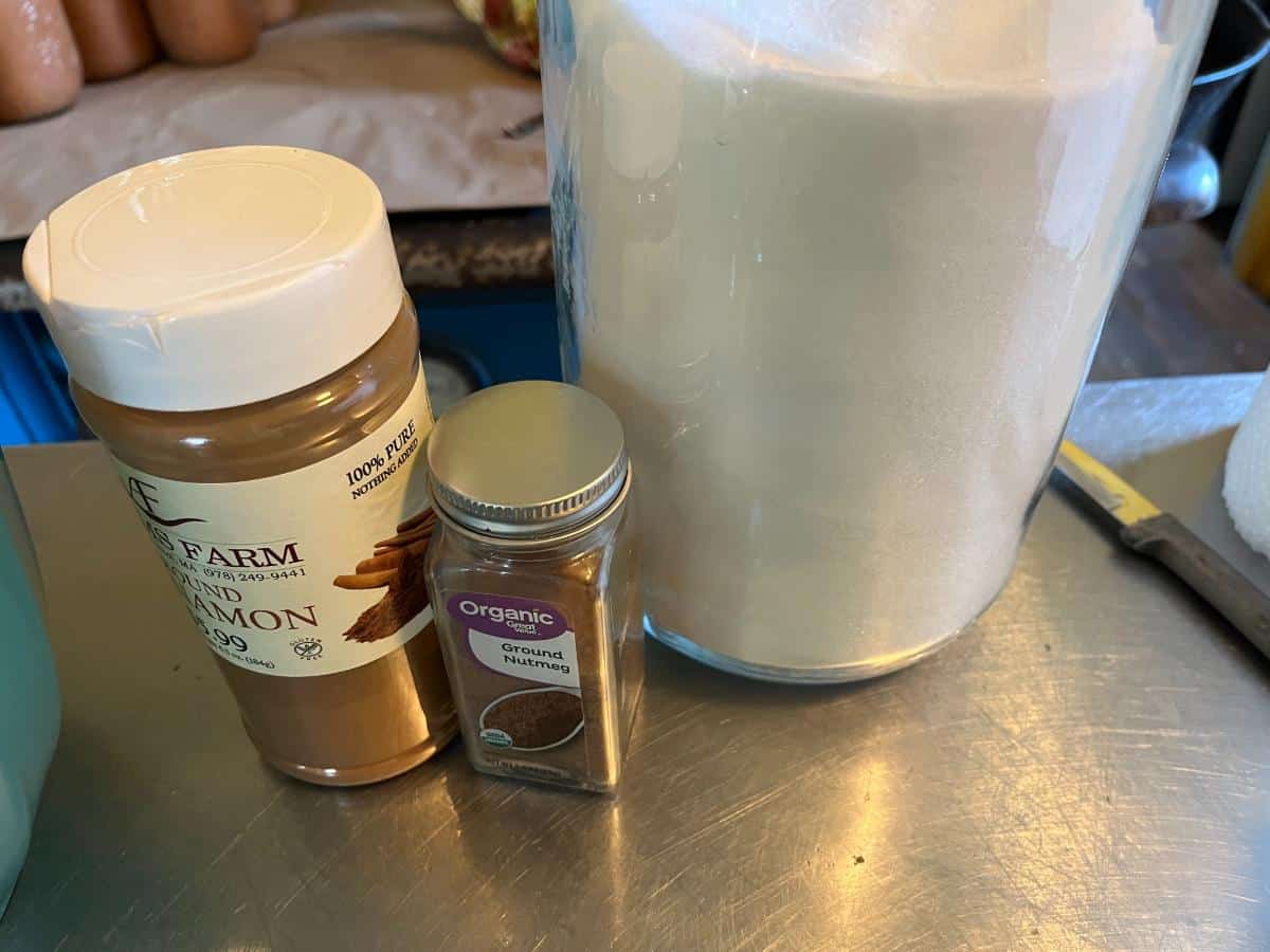 Sugar and spices for freezer pie filling