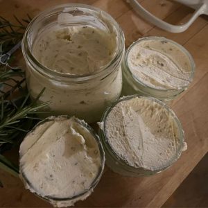 Delicious Homemade Garlic Herb Cream Cheese Spread